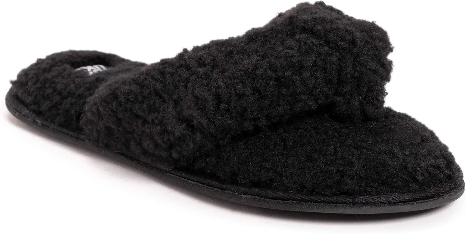 MUK LUKS Women's Taryn Thong Slipper