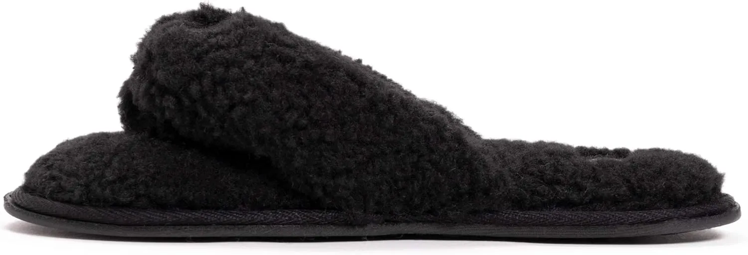 MUK LUKS Women's Taryn Thong Slipper