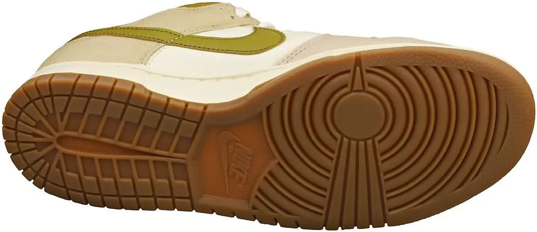 Nike Men's Retro Sneaker