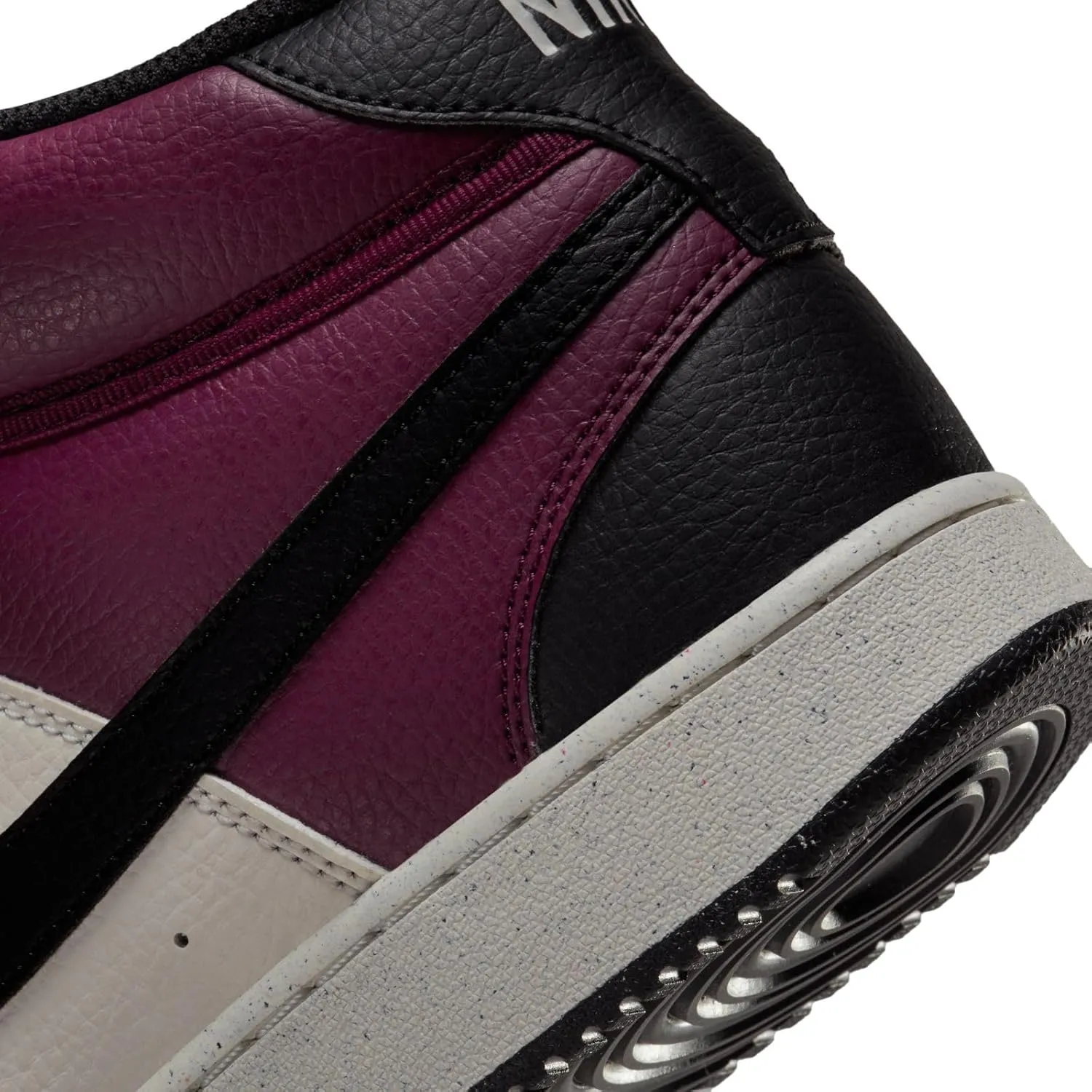 Nike Men's Sneaker
