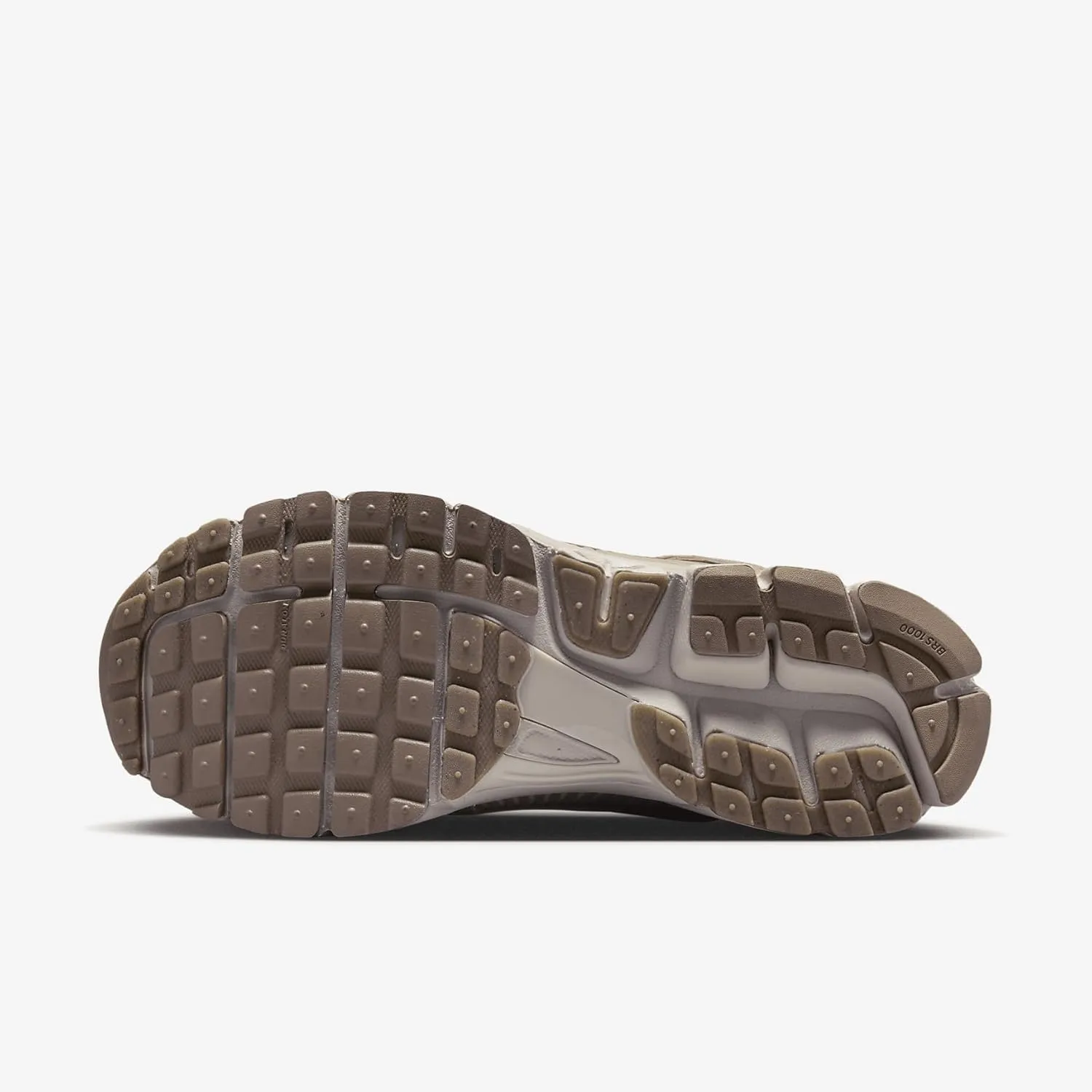Nike Men's Zoom Vomero 5 Sneaker