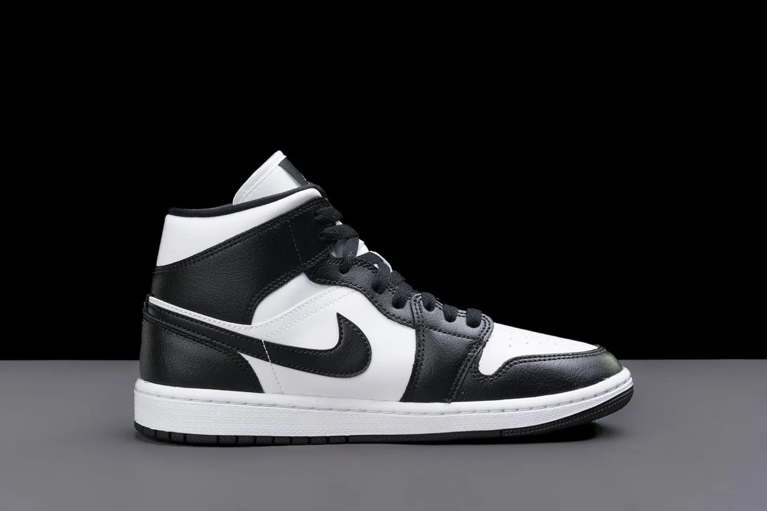 Nike Women's Gymnastics Shoes Sneaker