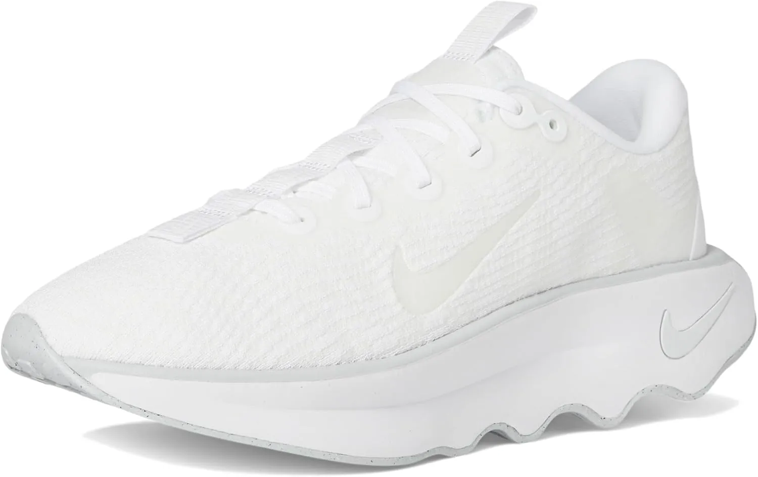 Nike Women's Motiva Sneaker