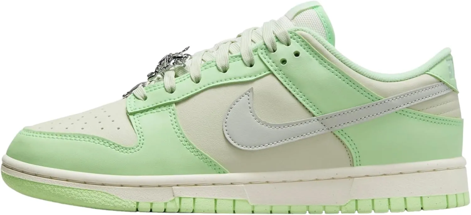 Nike Women's Sneaker