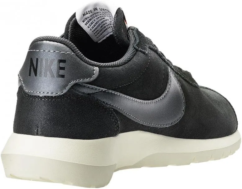 Nike womens Sneaker