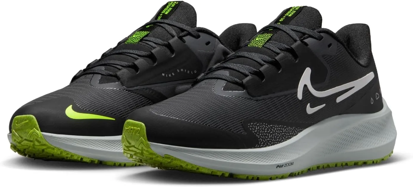 Nike Women's Sneaker