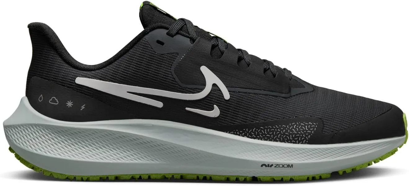 Nike Women's Sneaker