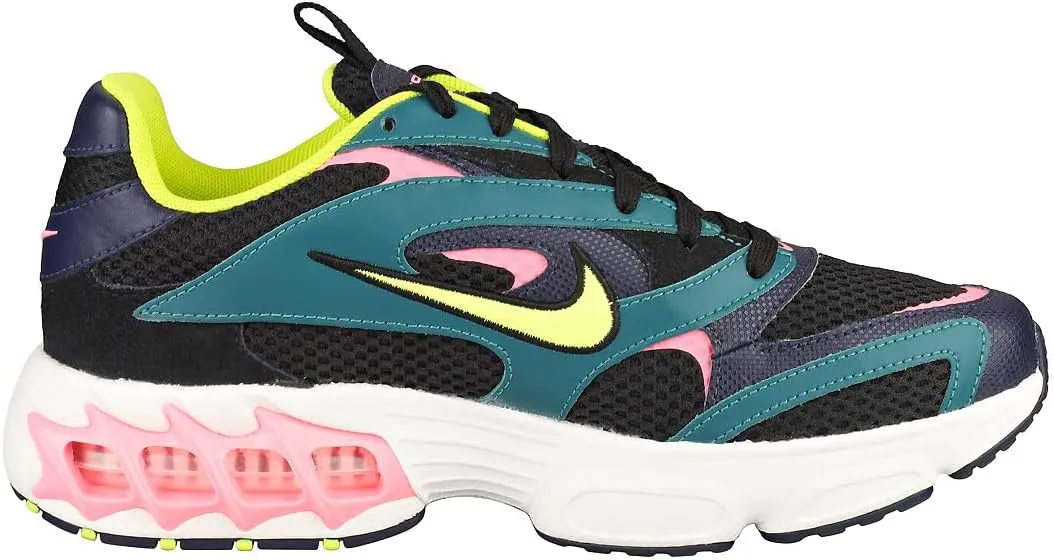 NIKE Women's Sneaker