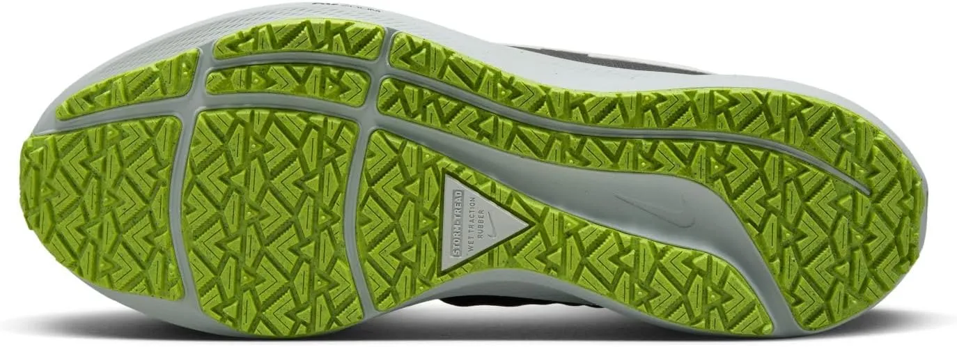 Nike Women's Sneaker