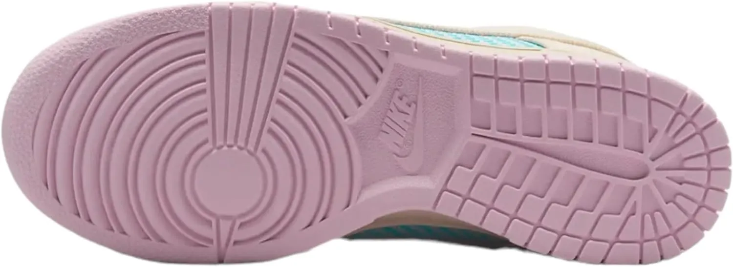 Nike Women's Sneaker
