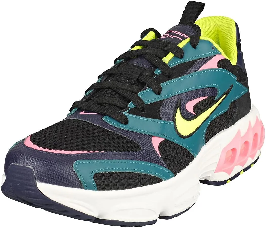 NIKE Women's Sneaker
