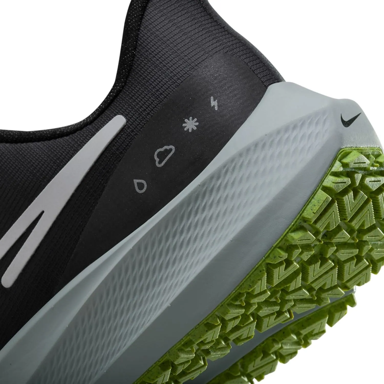 Nike Women's Sneaker