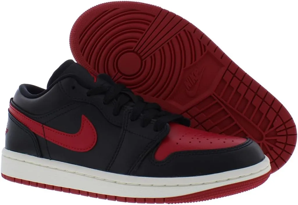 Nike Women's WMNS Air Jordan 1 Low Sneaker