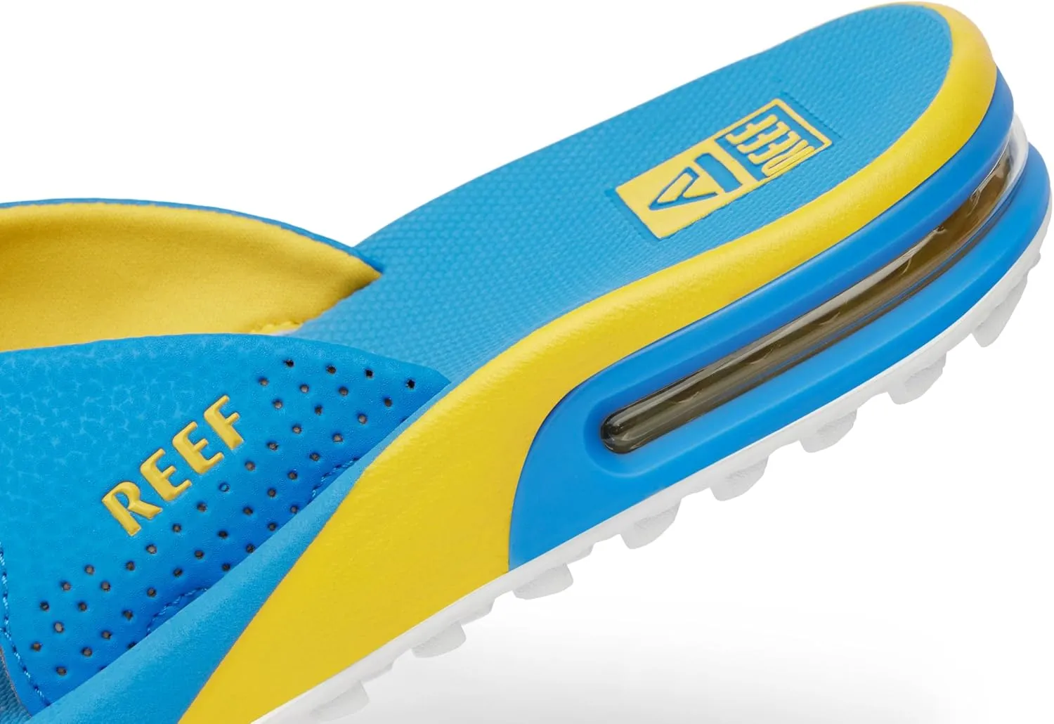 REEF Fanning Pregame Men's Bottle Opener Flip Flop, Arch Support, Durable Outsole, Water Friendly