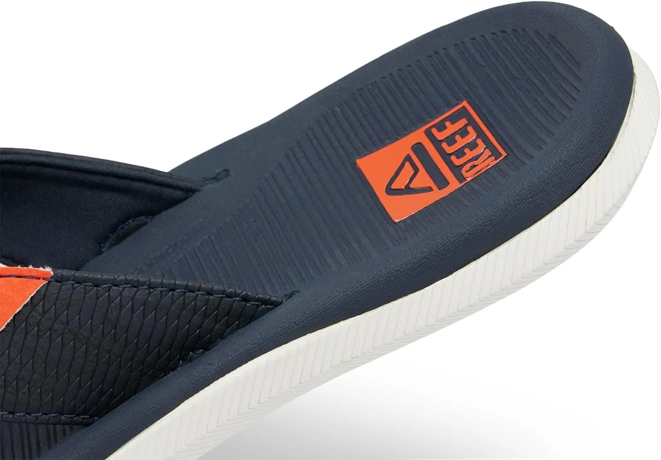 REEF Santa Ana Men's Flip Flop, Arch Support, Water Friendly, Non Marking Outsole